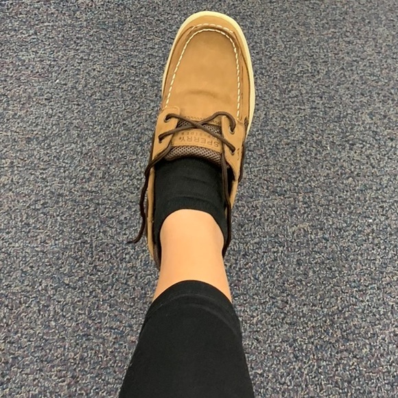 Sperrys - Picture 2 of 5